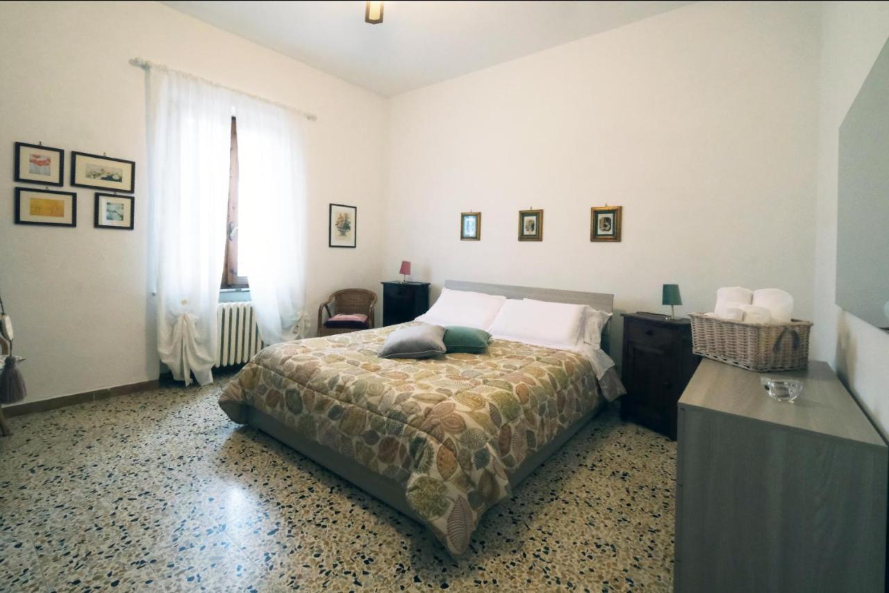 Passaggio In Val D' Orcia Apartment Torrenieri Bagian luar foto